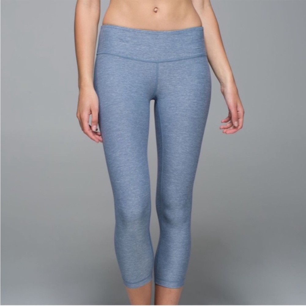 Lululemon Wunder Under Crop II *Full-On Luon - Picture 2 of 10